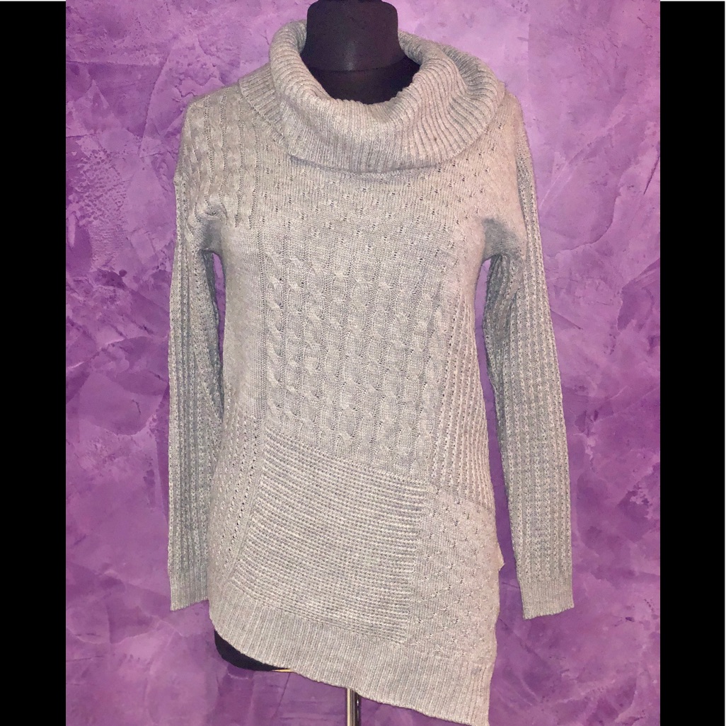 Brand New Arden B Turtle Cowl Neck Sweater